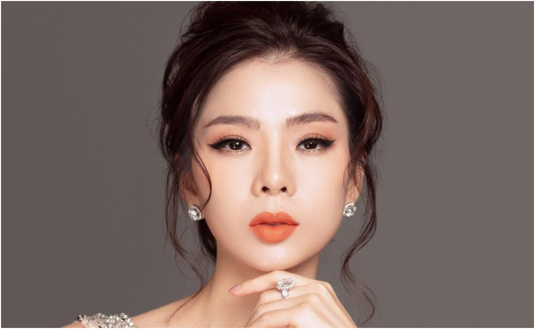 Lệ Quyên hành động sai trái khi vă:ng t:ục, chư:ởi b:ới: ‘Vậy mà vẫn ngụy biện, cố chấp, cho rằng mình đúng, không sai’