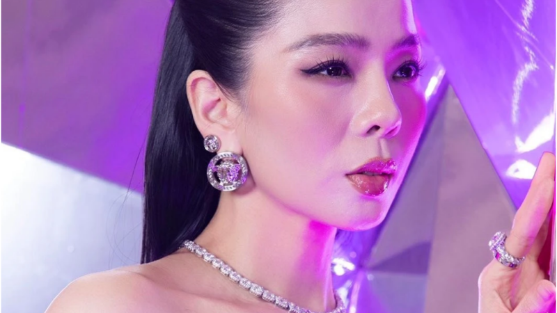 Bà Phương Hằng tiết lộ đời tư, vạch trần tất tần tật về Lệ Quyên: “Không ngờ một ca sĩ lớn mà lại như vậy”