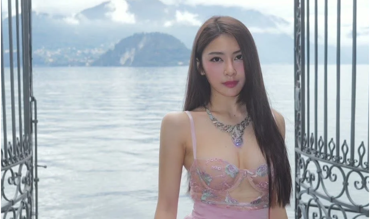 Rõ nhan sắc của Linh Trương lúc chưa phẫu thuật thẩm mỹ: “Thế mà đòi so sánh với Phương Nhi, không có cửa”