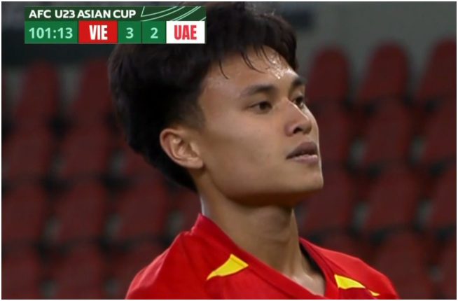 Người hùng U23 Việt Nam đang “gây s:ốt” đã có bạn gái hay chưa? Hé lộ cuộc sống đời thường khiến hội chị em đứng ngồi không yên