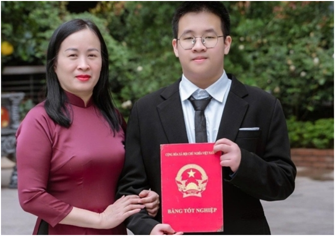 Profile nam sinh lớp 10 giành giải Nhất Toán quốc gia đang gây s:ốt rần rần: Thành tích vượt trội, bỏ xa cả đàn anh đàn chị lớp 12