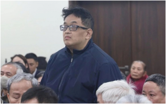 Rõ tuyên bố ‘lạ’ của cựu viện trưởng vụ h:ối l:ộ 47 tỷ: Tôi không thiếu tiền, từ thời sinh viên đã kiếm được 60 triệu