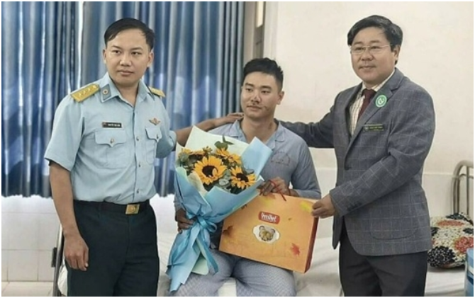 Rõ chân dung phi công nhảy dù trong vụ r:ơi máy bay qu:ân s:ự ở Đắk Lắk, tình hình hiện ra sao?