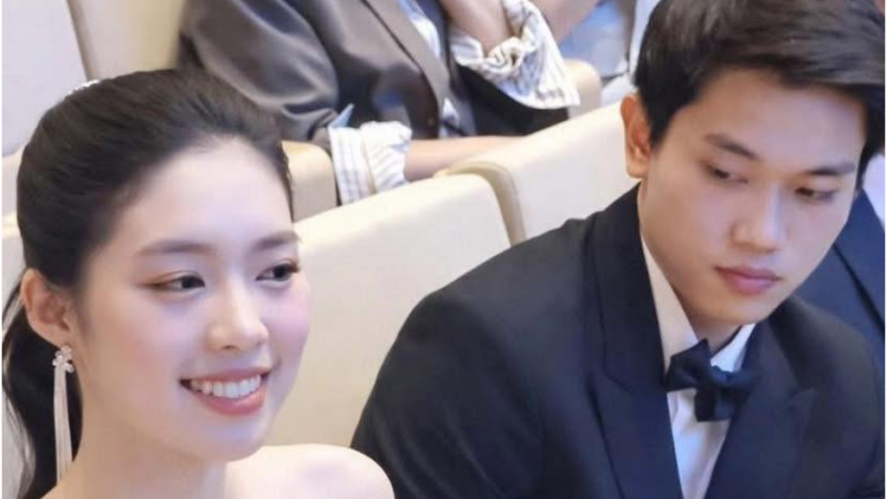 Danh tính của Á hậu đang rần rần với Đình Bắc vào lúc này: “Nhan sắc tuyệt mỹ, không có gì để mà chê”