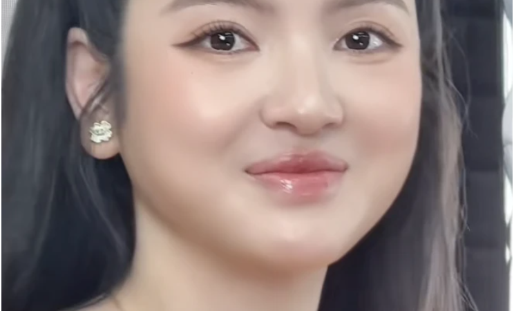 Chu Thanh Huyền bị l:ộ nhan sắc thật lúc không app, ai cũng s:ố/c với khuôn mặt: Này mà là vợ của Quang Hải đó hả?