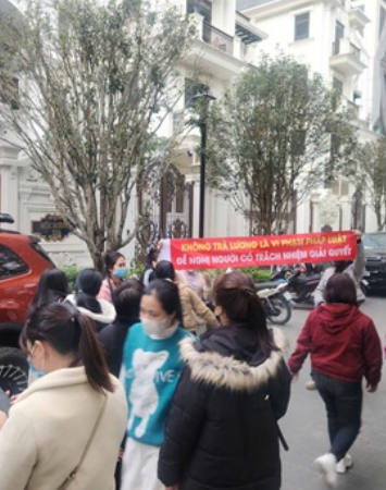 Hàng chục người kéo tới biệt thự của Hoàng Hường ở Hà Nội đòi lương: Người vài chục triệu, người cả chục triệu vẫn chưa được trả