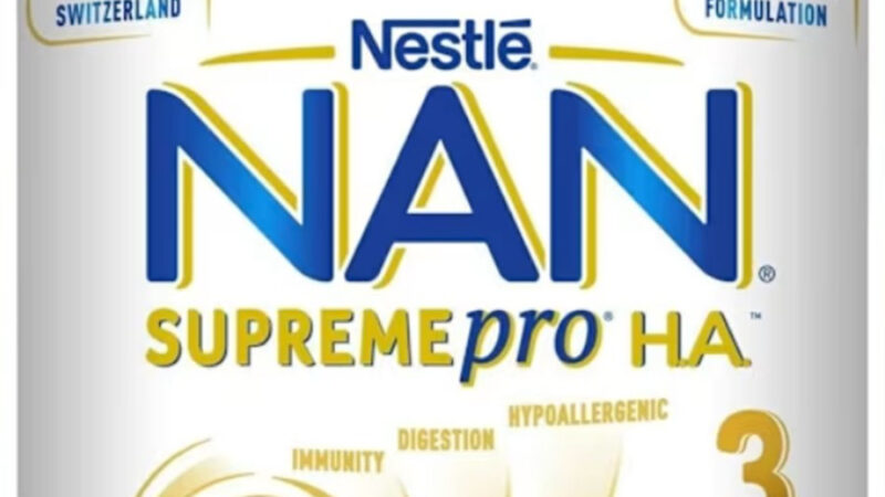 Nghi nhiễm độc tố, sữa công thức NAN bị Nestlé thu hồi: Phụ huynh Việt tuyệt đối đừng bỏ qua các lưu ý quan trọng sau