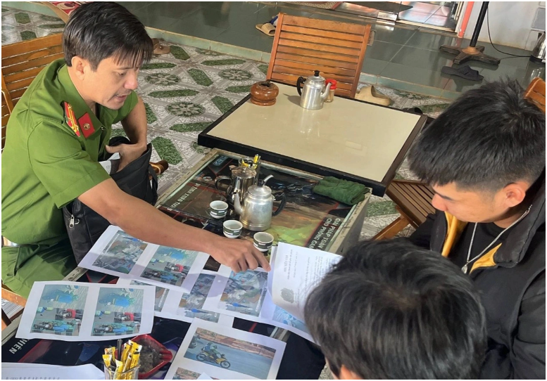 CA vẫn tiếp tục gõ cửa từng nhà để truy tìm m:anh mố:i vụ cư:ớ:p ngân hàng ở Gia Lai: Không bỏ cuộc, quyết tâm tới cùng