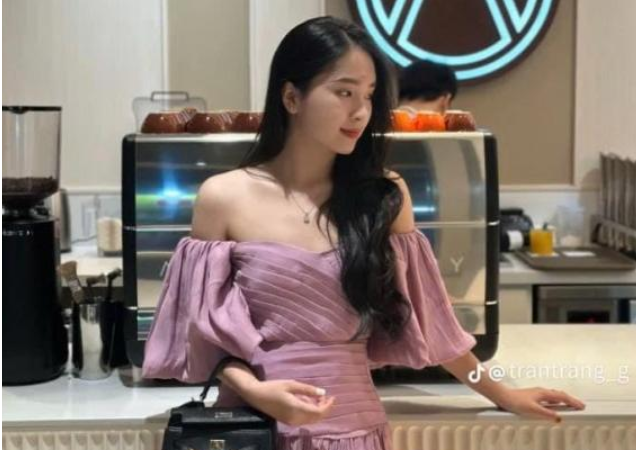 Rõ chân dung và nhan sắc của em dâu Phương Oanh: Đẹp và ngoan hiền như thế này mà mẹ chồng lại đối xử t:ệ b:ạc như vậy