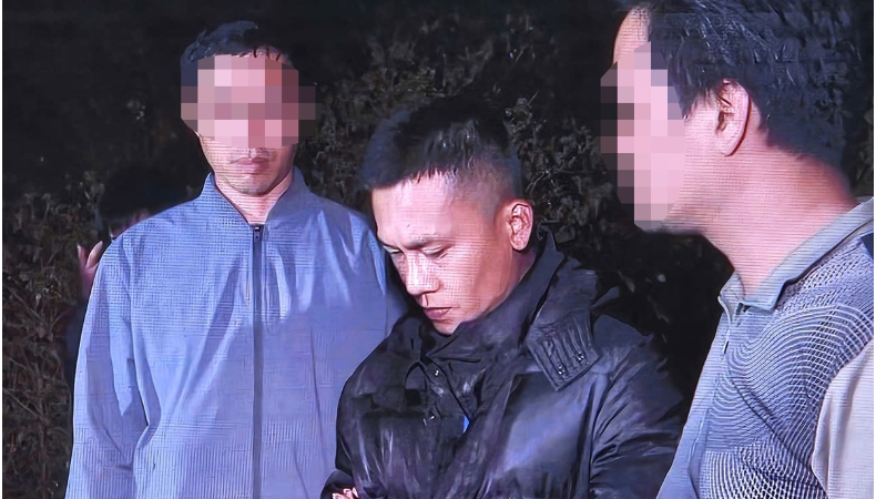 Rõ manh mối này đây khiến 2 tên cư:ớ:p Ngân hàng ở Gia Lai s:a lư:ớ:i: “Hóa ra vì làm chuyện này đây, lọt vào diện nghi vấn liền”