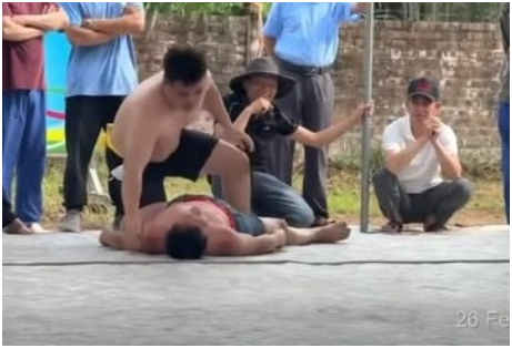 Hàng xóm láng giềng tiết lộ điều không ngờ về nạ:n nh:ân vụ đô vật t:uvo:ng: “Anh ấy hiền lành, chân chất, hay giúp đỡ mọi người”