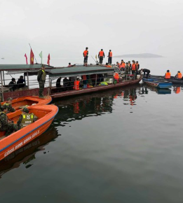 Rõ nguyên nhân ban đầu vụ lật tàu trên hồ Hồ Thác Bà: Nhiều người không khỏi phẫn nộ