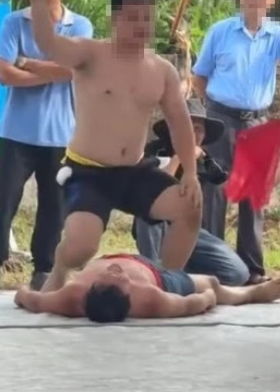 Vụ đô vật tử vong tại hội làng ở Hà Nội: Hé lộ nguyên nhân phía sau khiến nhiều người bức xúc