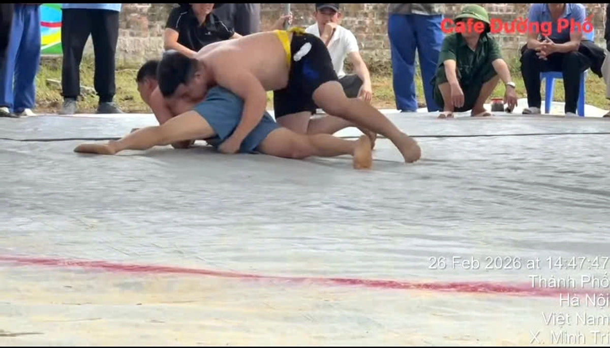 Đô vật quật gãy cổ khiến một người đàn ông tử vong trong hội làng: Có bị truy cứu trách nhiệm hình sự?