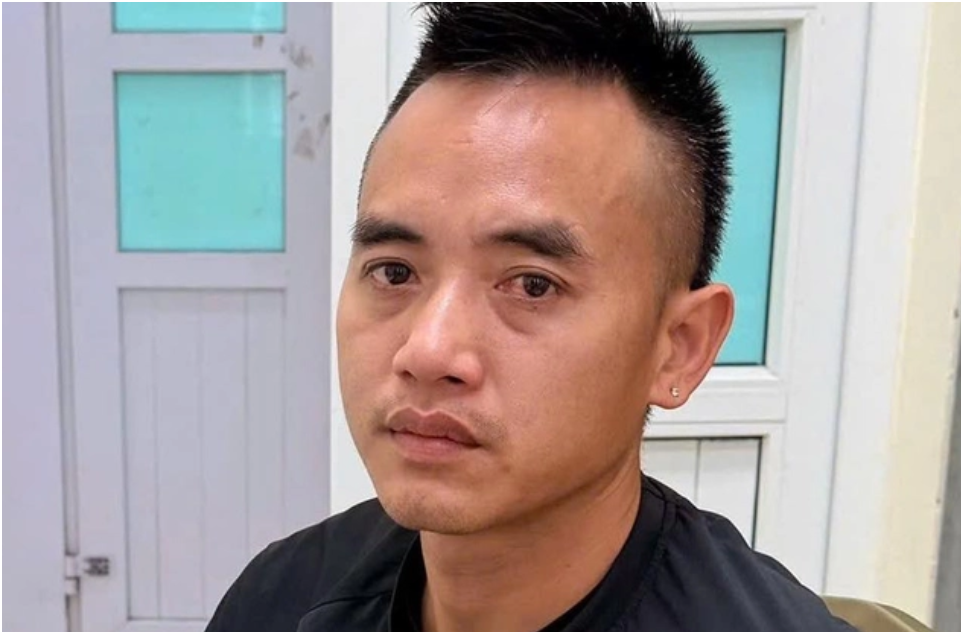 Rõ tất tần tật về t:ội danh của tài xế xe b:án tải ch:èn é:p xe máy: “Chuyến này đi lâu lắm luôn”