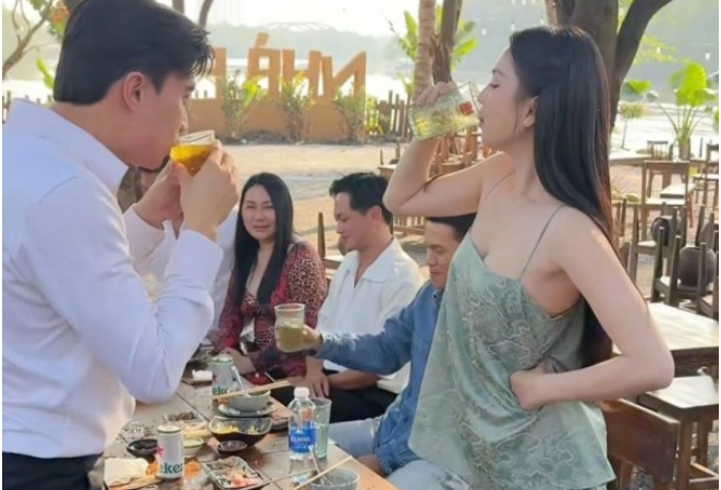 Quốc Trường đã thừa nhận chuyện này với Ngọc Trinh: “Thế này thì hết chối rồi, rõ rành rành thế này”