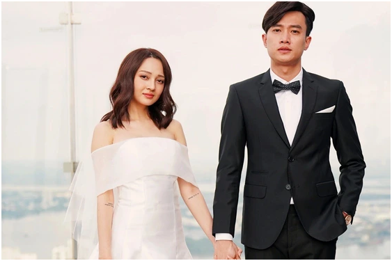 Rõ hành động khó hiểu của Bảo Anh khi Quốc Trường công khai cầu hôn Ngọc Trinh: Chị làm gì mà khó coi quá vậy?