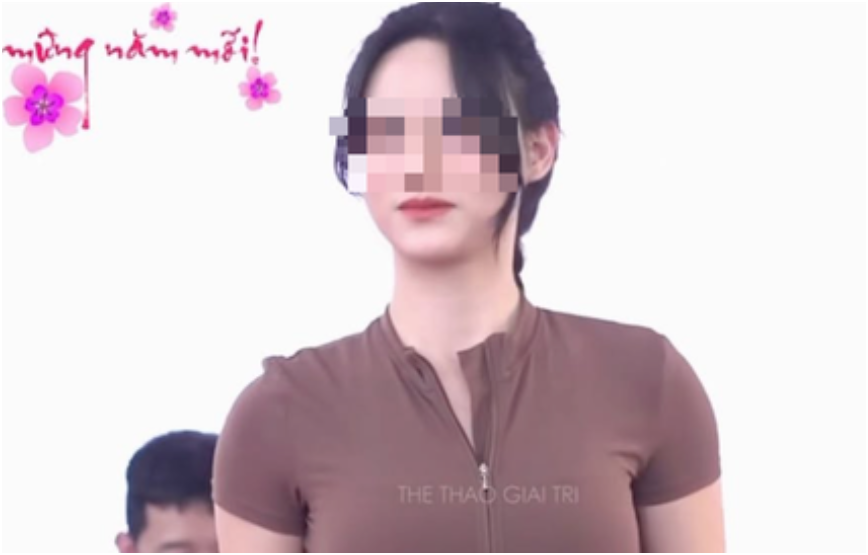 Chuyện gì thế này, một nữ đô vật lên tiếng về việc bị qu:ấ:y r:ố:i tại giải vật hội làng ở Hà Nội: “Thái độ của cư dân mạng mới s:ố/c”