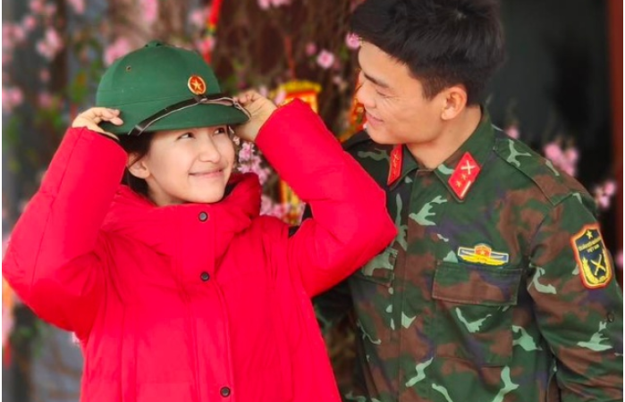 Hòa Minzy hé lộ lý do giữ kín chuyện tình với chồng quân nhân suốt thời gian dài: Ai nghe xong cũng thấy thương cho chị