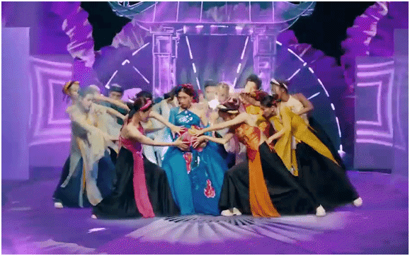 Không phải tin đồn nữa mà rần rần luôn rồi, Hòa Minzy che bụng bầu bé thứ 2: Có con thật rồi?