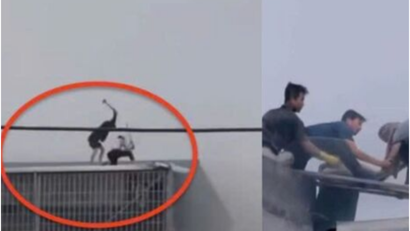 Dân mạng đang rần rần tìm thông tin 2 người hùng đ:ậ:p mái nhà cứu người kẹt trong đám cháy: Các anh quá tuyệt vời luôn