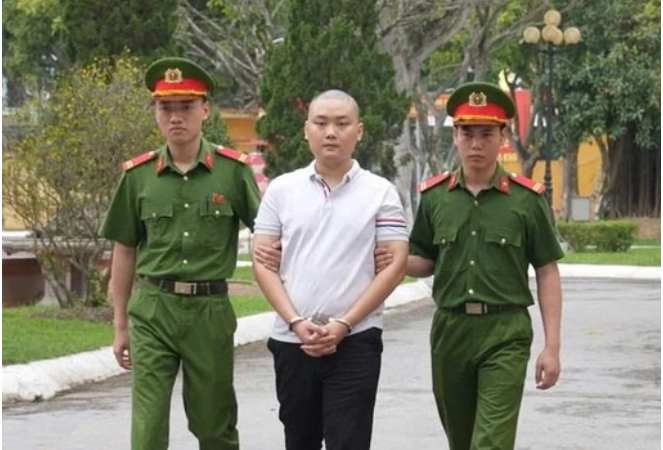 Không thể tin được: Một học sinh lớp 12 cầm đầu đường dây ph:át t:án m:ã đ:ộc, đá:nh c:ắp dữ liệu người dùng Int:erne:t