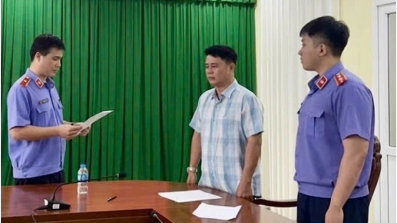 Thôi xong, b:ắ:t cựu Phó Thủ trưởng cơ quan CSĐT trong vụ t:ai n::ạn làm nữ sinh tuvo*g ở Vĩnh Long: Chuyến này mệt thật rồi