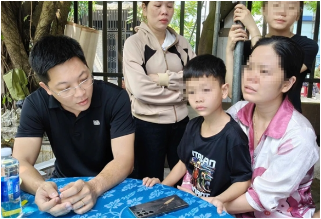 Rõ thái độ của vợ tài xế khi biết chồng bị sa:tha:i: Giờ để lại 2 đứa con thơ, còn nhỏ, thương quá