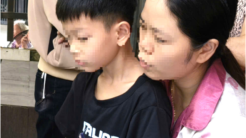 Vụ sa:th:ai tài xế taxi gây ch:ấ/n đ:ộ::ng: Câu hỏi “Ba đi đâu rồi?” của đứa con nhỏ khiến ai nghe cũng nghẹn lòng