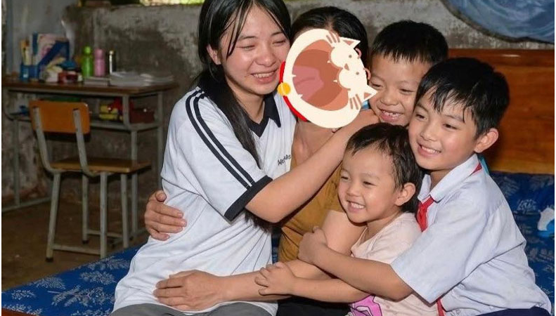 Sau khi người dân quyên góp được hơn 3 tỷ cho bé gái nuôi 3 em nhỏ, bằng một phép màu thần kỳ gì đó mà mẹ các em đã về: Cảm động thật sự