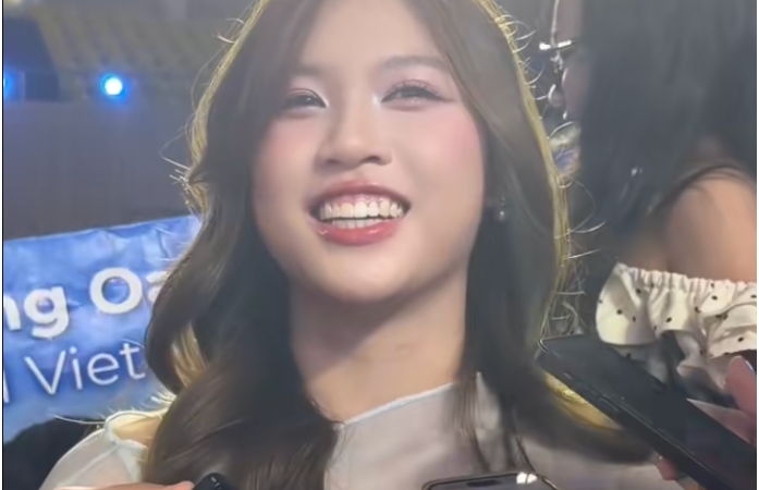 Rõ chân dung chị sinh đôi của Hoa hậu Phương Oanh: Không ngờ có nhan sắc còn đỉnh hơn cô em, nể gia đình này thật đấy