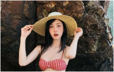 Juky San là ai mà dám ga:n nhảy vào Giếng Tiên để tắm: “Còn tự hào đăng khoe lên MXH nữa chứ?”