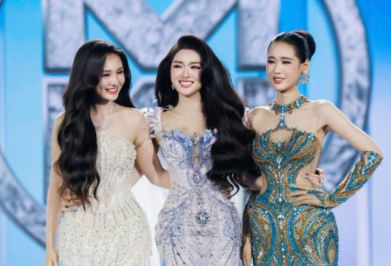 TOP 3 MISS WORLD VIETNAM GÂY CHOÁNG: Người IELTS 8.0, người GPA “khủng” – Màn so kè học vấn căng đét, đúng chuẩn kẻ tám lạng người nửa cân!