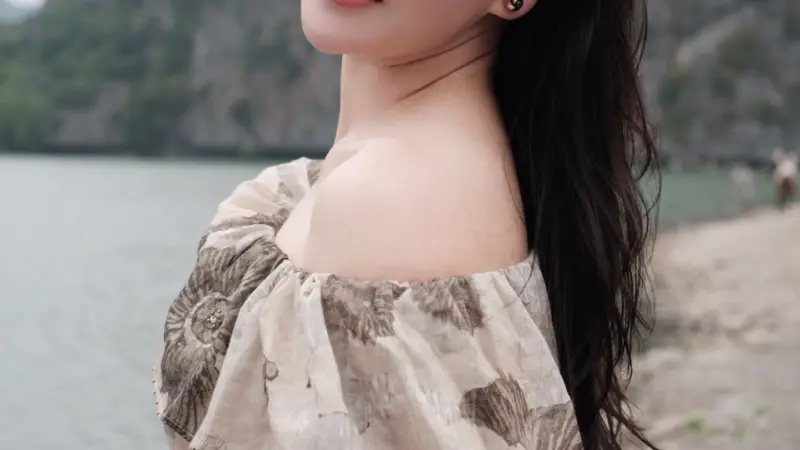 Phương Oanh có hành động gây tranh cãi giữa lúc Shark Bình gặp biến: Sao chị có thể làm vậy chứ? Khổ thân Shark Bình!