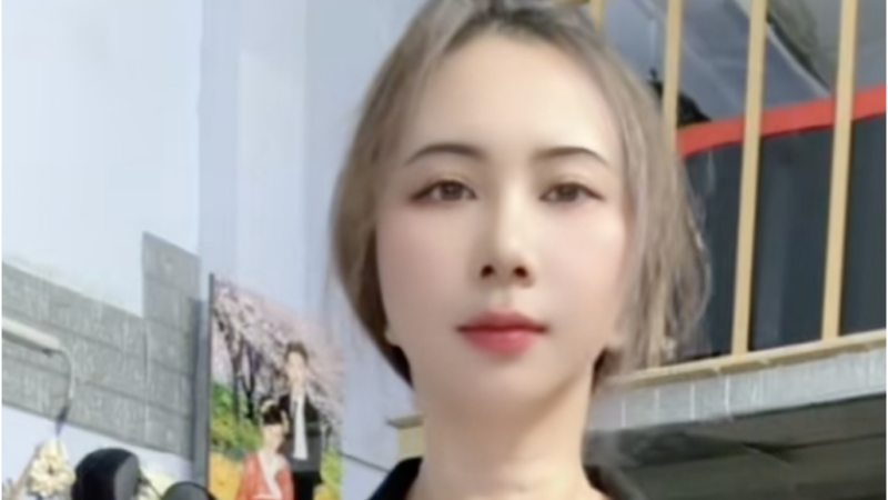 S:ố/c: Mẹ của hoa hậu Thùy Tiên đã dọn ra sống ở trọ, không ngờ luôn đấy