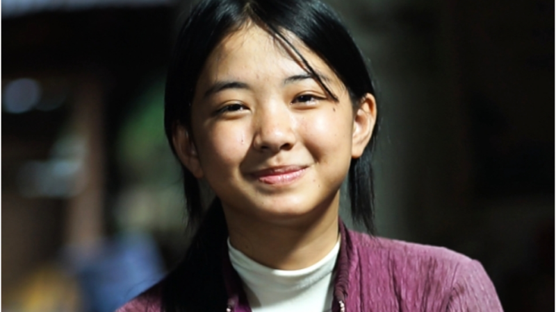 Mẹ ru:ột vụ bé gái 16 tuổi nuôi 3 em nhỏ nói rõ lý do không dám về nhà: Vì những người này đây