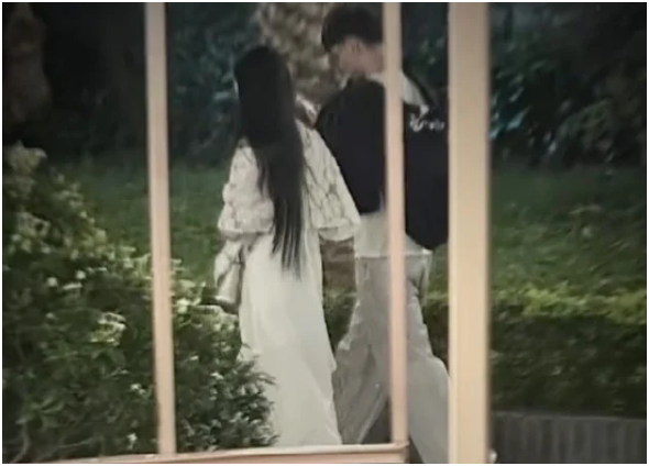 Tài Sầm là ai mà đang rần rần, liên quan tới Lọ Lem con gái Quyền Linh: Sống kín tiếng, ai mà biết rồi thì trầm trồ lắm