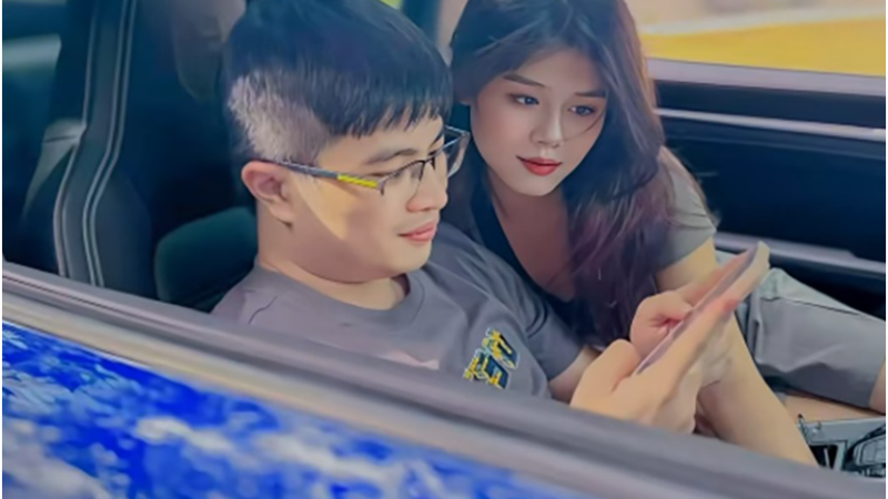 Hé lộ vai trò của bạn gái Mr. Pips sau khi bị thu giữ t:ài s:ản kh:ổng l:ồ ở nhà riêng: Thôi xong, chuyến này đi xa luôn rồi