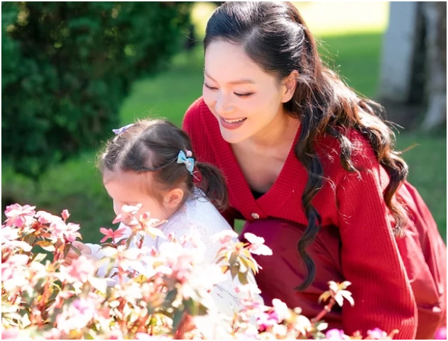 Diễn viên Lan Phương tiết lộ tất tần tật về cuộc hôn nhân với chồng Tây: Có những thứ khiến nhiều người không ngờ tới