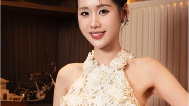 Rõ gia thế của nữ sinh xứ Huế trở thành Á hậu Miss World Vietnam 2025: Nhiều người không ngờ luôn, cứ nghĩ là giàu lắm