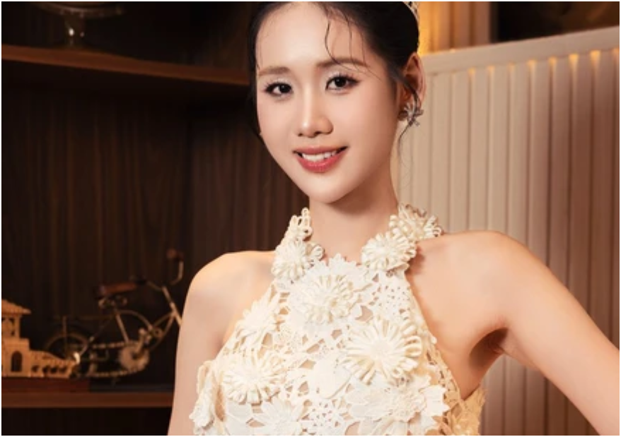 Rõ gia thế của nữ sinh xứ Huế trở thành Á hậu Miss World Vietnam 2025: Nhiều người không ngờ luôn, cứ nghĩ là giàu lắm