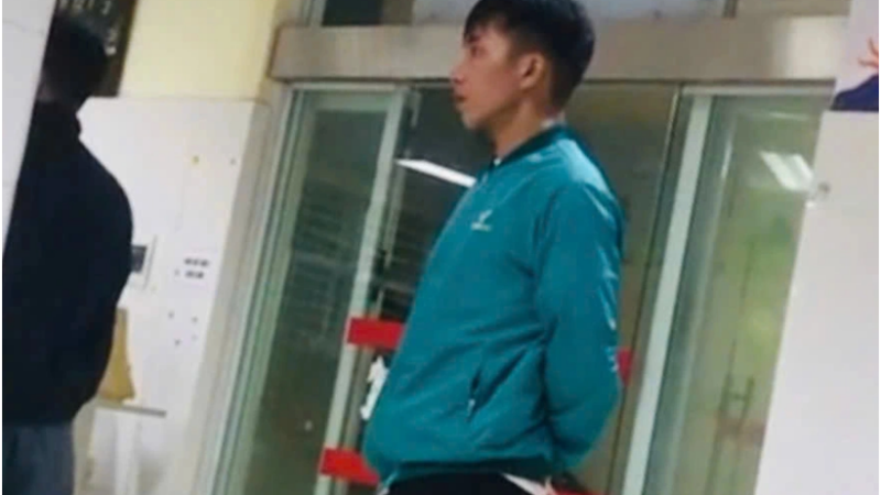 Ấm lòng: Tài xế ở Bắc Ninh ứng tiền, giúp cô gái lạ nhập viện trong đêm rồi đi luôn