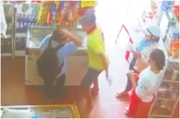 Nam sinh lớp 7 bị chủ tạp hóa đ::á::nh tới t:ấp vì không đủ tiền mua cây kem: Quá đáng hết sức, gia đình em đã phải lên tiếng