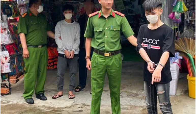 Thiếu niên 16 tuổi s:atha:i người đàn ông vì xin tiền không cho: Không thể chấp nhận nổi