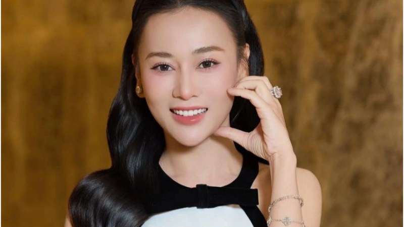 Kỳ lạ: Phương Oanh chẳng quan tâm gì tới Shark Bình khi chồng gặp n:ạn, không lên tiếng cũng chẳng đá động gì