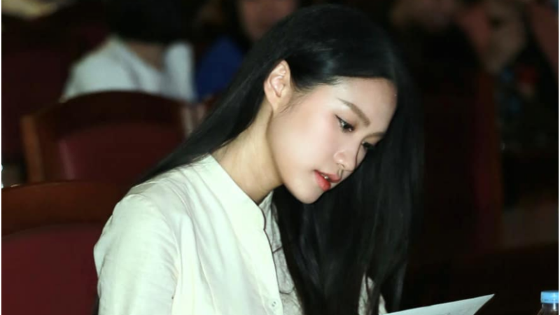 Rõ tất tần tật về Doãn Hải My: Xinh đẹp, học vấn đáng nể, EQ cao, đối xử với nhà chồng khéo léo, con nhà giàu