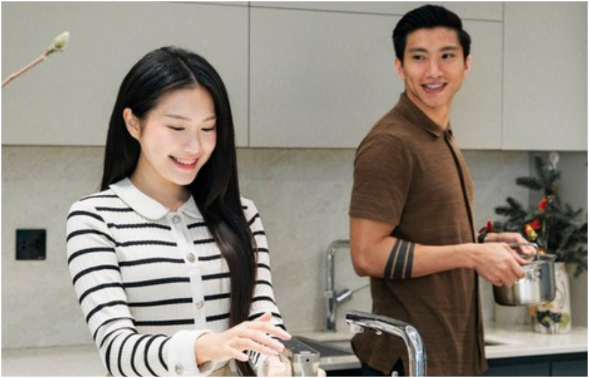 Nhiều người bênh vực Đoàn Văn Hậu vụ nhắn tin với gái lạ qua mặt vợ: “Đàn ông chúng tôi phải thế nó mới men”