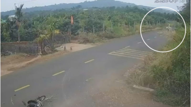 Điều tra cờ nhíp nam sinh Đắk Lắk bị t:ai n:ạn, xe đi sau lạnh lùng quay đầu: Thực hư ra sao?