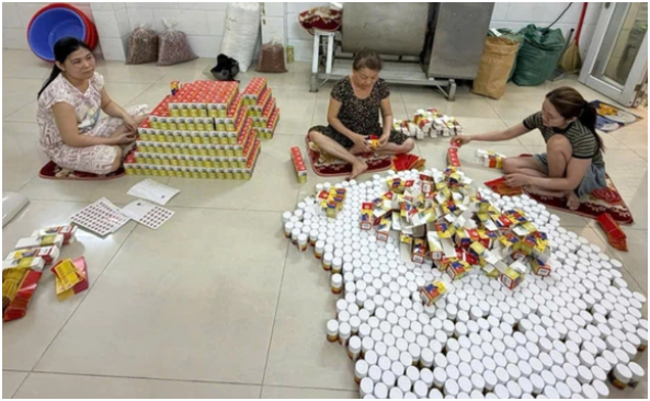 Phá đường dây thuốc đô:ng y gi:ả quy mô lớn ở TPHCM: Phát hiện chất tiềm ẩn rủi ro s:ức kh:ỏe