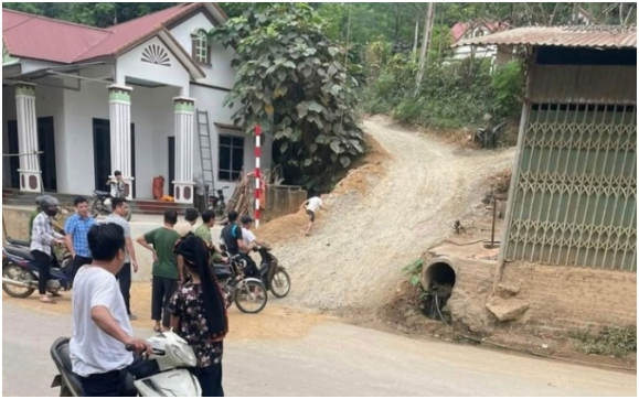 Sợ thật đấy: Bé trai 12 tuổi nghi bị cha đ::á:nh t:uvo*g rồi đem ch:ôn vội trên đồi ở Lào Cai